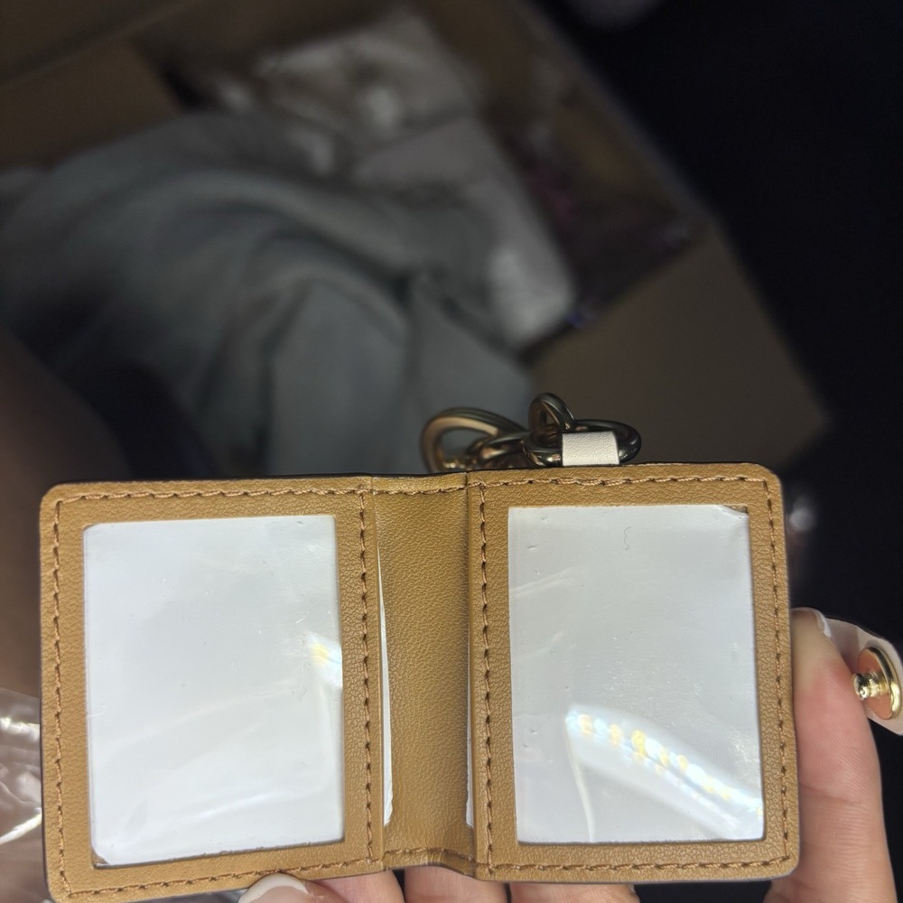Coach Beige Sunflower Flower Signature Leather Photo Frame Keychain Purse Charm - Picture 3 of 3